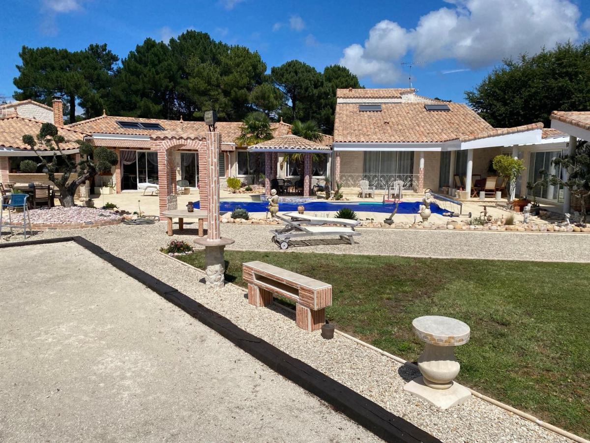 Bed & Breakfast Des Mathes, D'hotes, Les Mathes